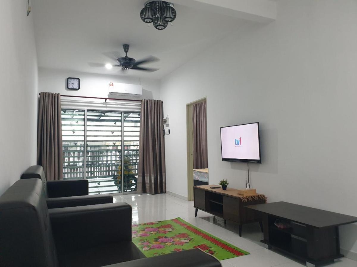 Homestay Impian Qaseh Manjung Seri Manjung Exterior photo